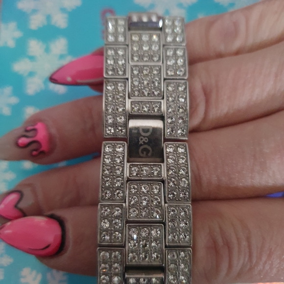 Dolce & Gabanna Diamind Watch - Picture 2 of 3